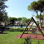 Apartman Bright Flat With Garden And Pool Bibione
