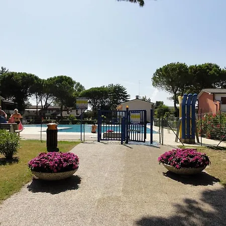 Lejlighed Bright Flat With Garden And Pool Bibione