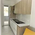 Bright Flat With Garden And Pool דירה ביביונה