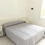 דירה Bright Flat With Garden And Pool
