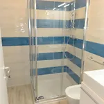 דירה Bright Flat With Garden And Pool