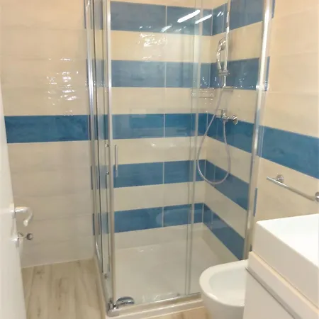 Apartamento Bright Flat With Garden And Pool