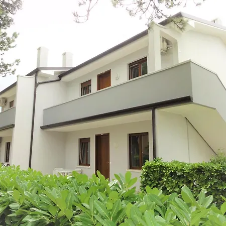 Apartamento Bright Flat With Garden And Pool Bibione