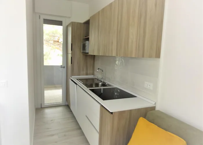 Bright Flat With Garden And Pool Daire Bibione