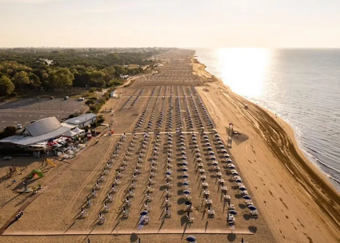 公寓 Bright Flat With Garden And Pool